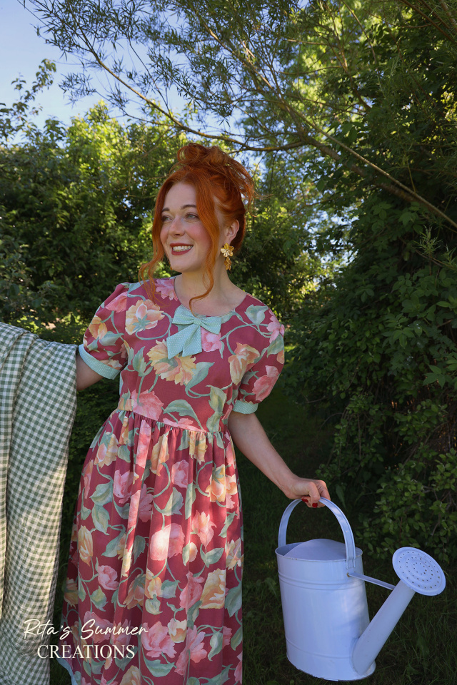 Rita's Red Floral Summer Dress | M