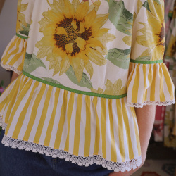 Rita's Sunflower Blouse | M