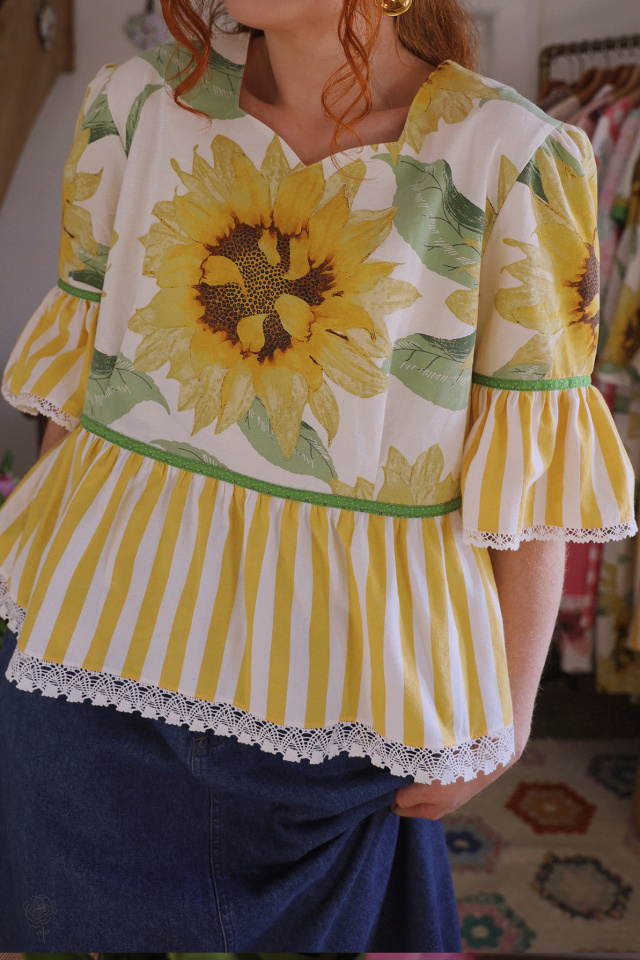 Rita's Sunflower Blouse | M
