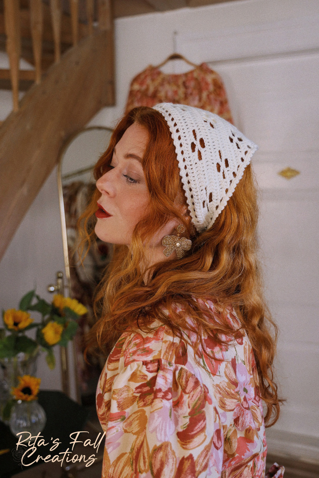 Rita's White Triangle Crochet Head Scarf