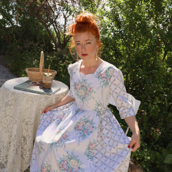 Rita's White Floral Romantic Summer Dress | M