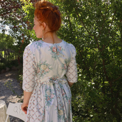 Rita's White Floral Romantic Summer Dress | M