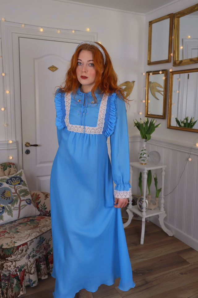 Romantic Blue Lace Nightgown | S
