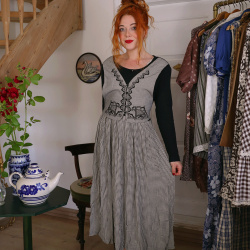 Black Romantic Plaid Vintage Dress | M