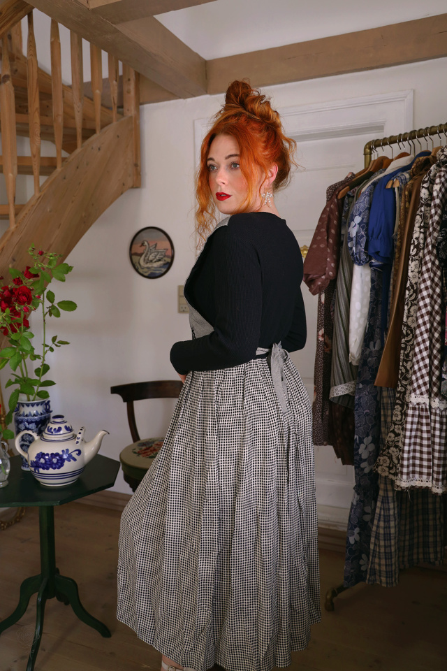 Black Romantic Plaid Vintage Dress | M