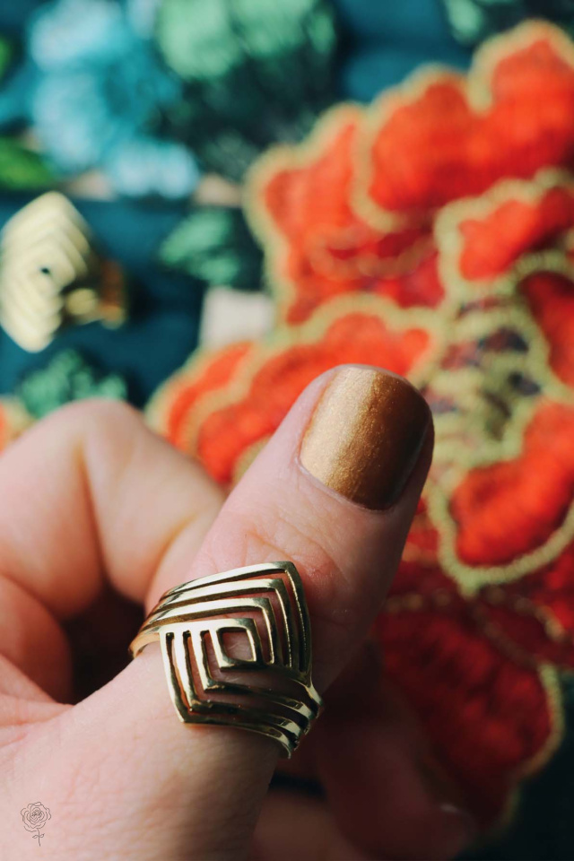 Sees The Day Brass Ring