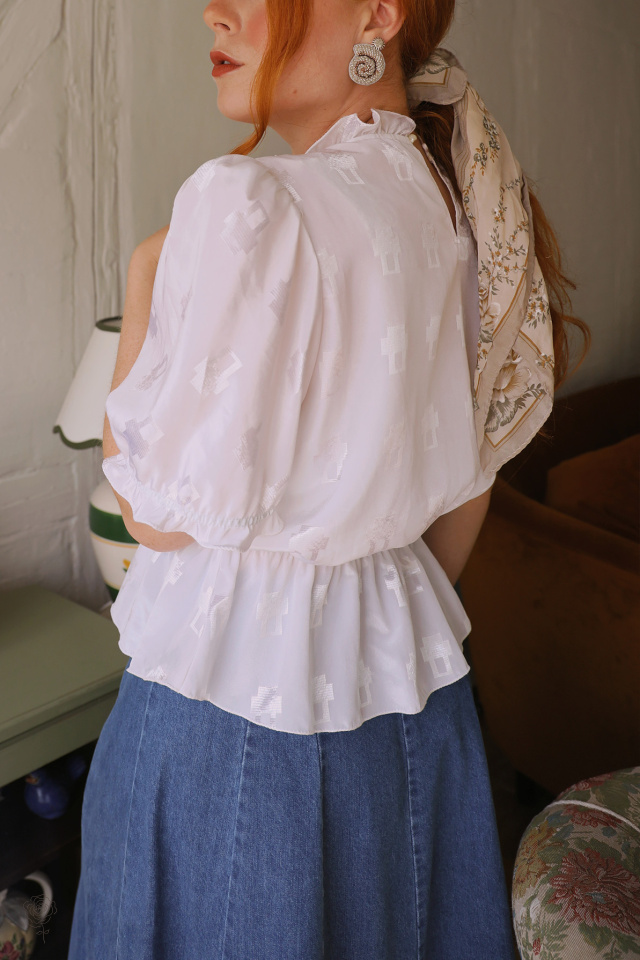 Shiny White Vintage Top | S
