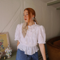 Shiny White Vintage Top | S