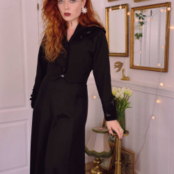 Simple Cropped Black Blazer Jacket | S