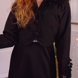 Simple Cropped Black Blazer Jacket | S