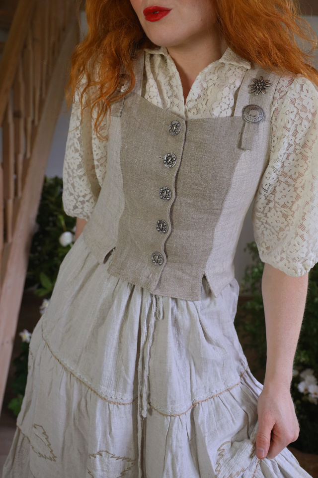 Beige Romantic Linen Vintage Top | S