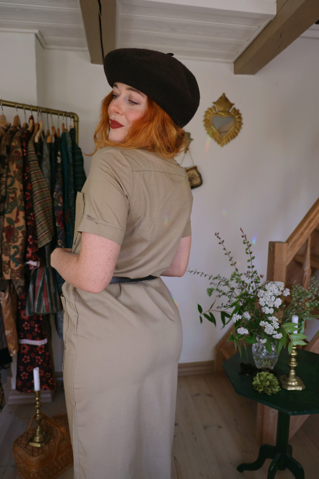 Sand Coloured Vintage Dress | S