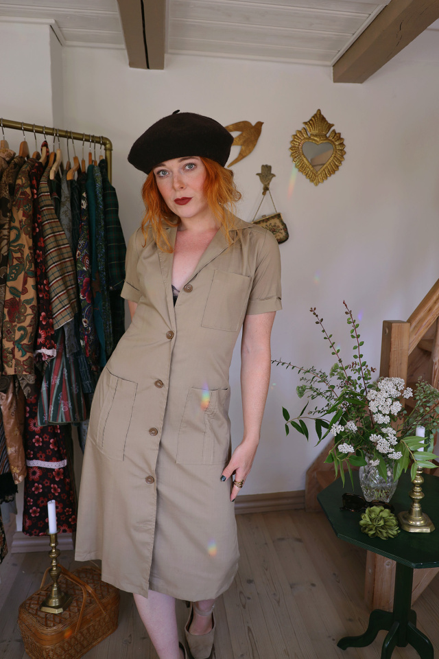 Sand Coloured Vintage Dress | S