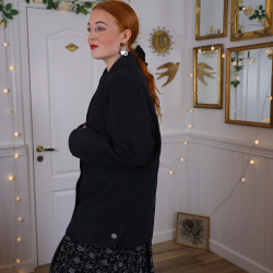 Simple Soft Black Jacket | M