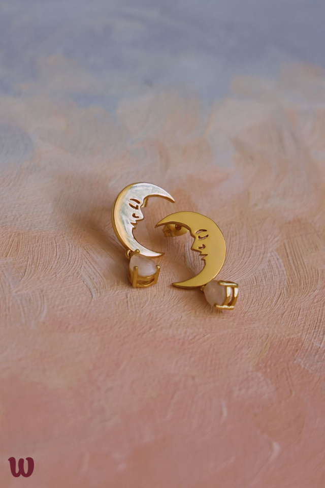 Sleepy Moon | Earrings 