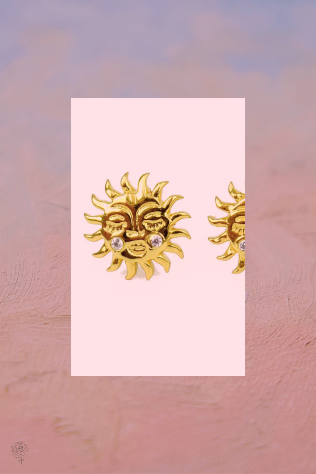 Sleepy Sun | Small Gold Studs 