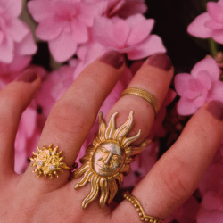 Sleepy Sun Ring 