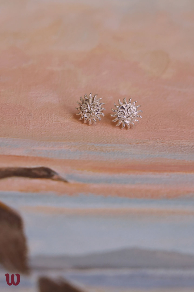 Sleepy Sun | Small Silver Studs