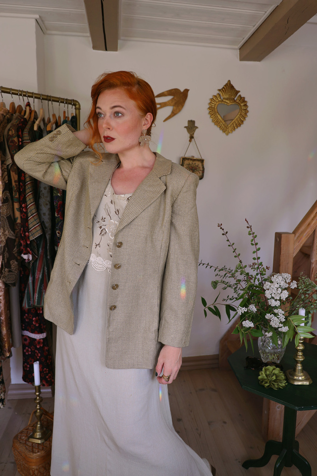 Beige Small Houndstooth Vintage Blazer | M