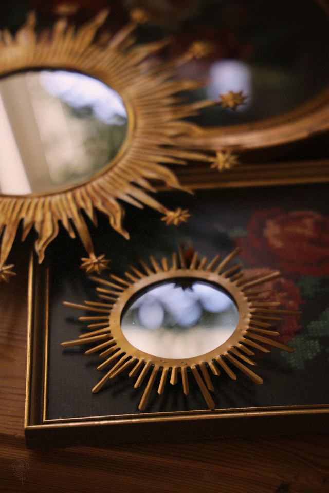 Small Sun Mirror | Wall Decor