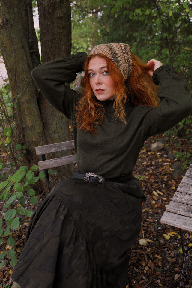 Soft Autumn Moss Sweater 