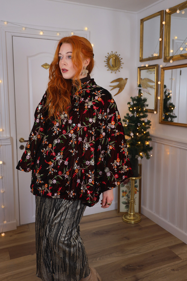 Sparkling Velvet Embroidery Sample Jacket | S/M