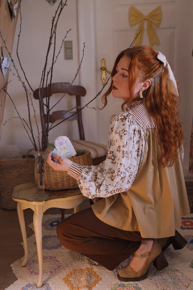 Spring Blossom Brown Blouse | S/M