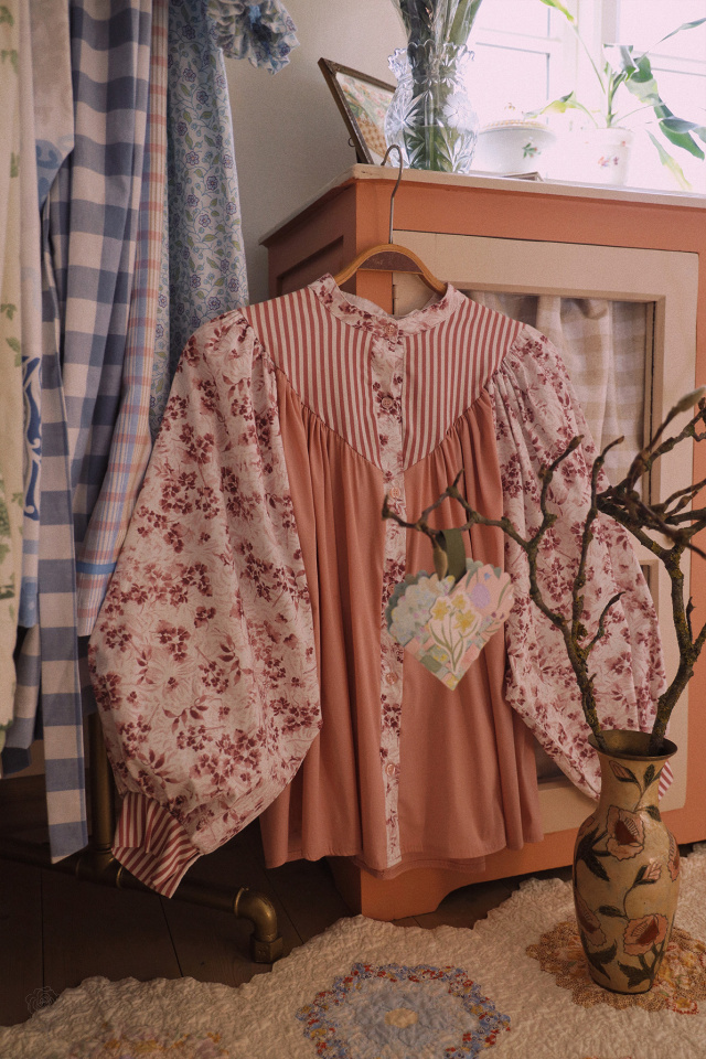 Spring Blossom Plum Blouse | S/M