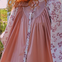 Spring Blossom Plum Blouse | S/M