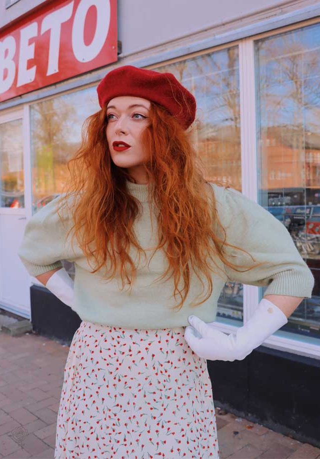 Mailbox Romance Red Beret 
