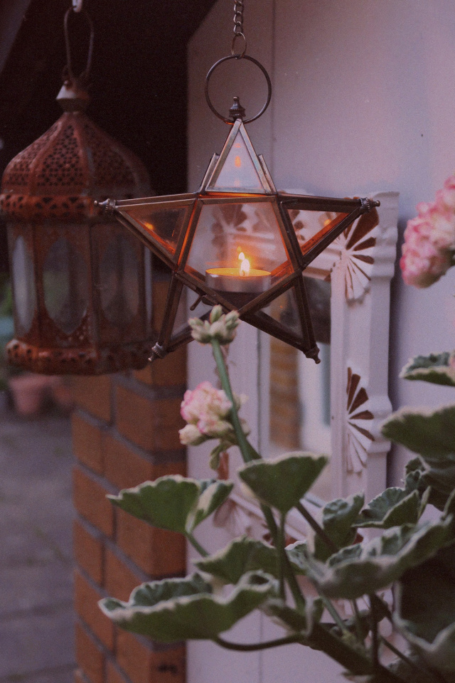 SPRING OFFER! Star Brass Lantern 