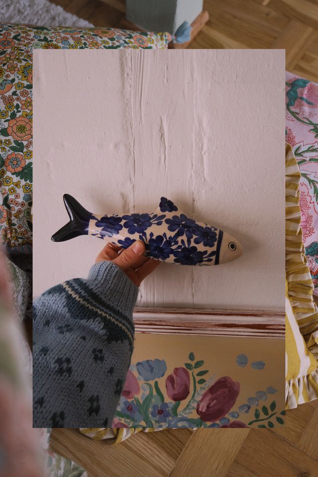 A Pair of Handpainted Fish | Wall Decorations 