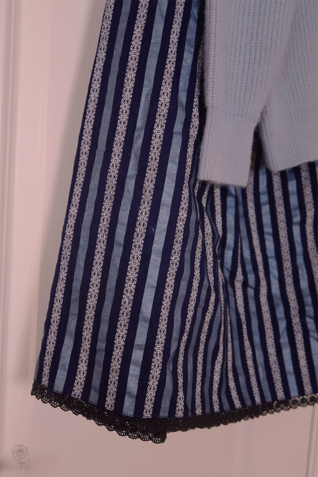 Blue Striped Vintage Skirt | M