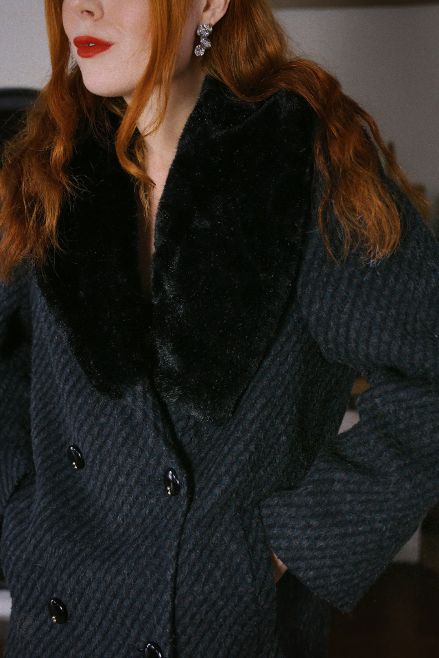 Black, Grey &amp; Green Pattern Vintage Coat | S/M