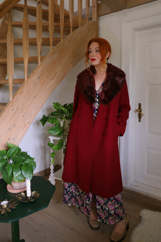 Burgundy Beaut' Vintage Wool Coat | M