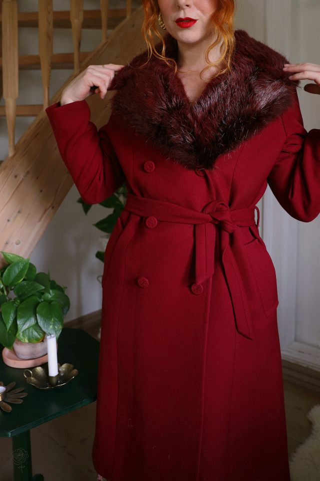 Burgundy Beaut' Vintage Wool Coat | M