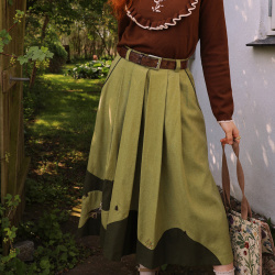 Stunning Olive Green Austrian Vintage Skirt | S/M