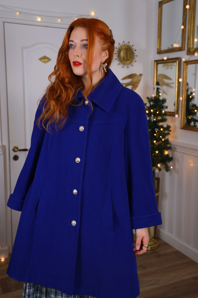 Stunning Blue Vintage Coat | M/L