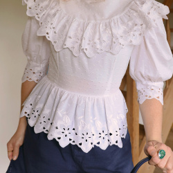 Romantic Danish Ruffle Vintage Top | XS/S