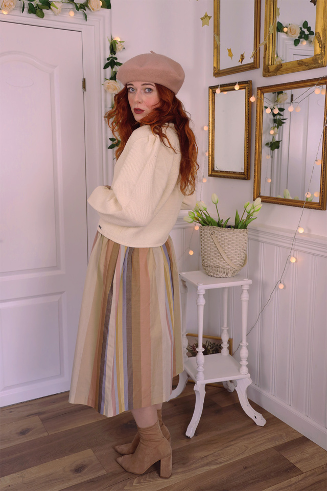 Super Light Yellow Vintage Cardigan | S