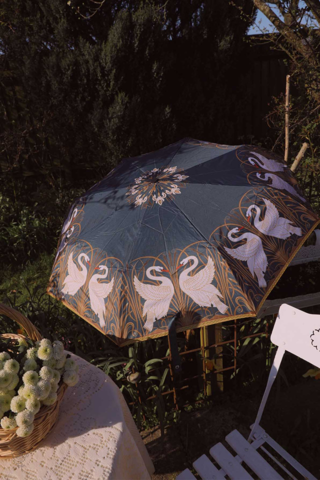 Swan Art Folding Umbrella 