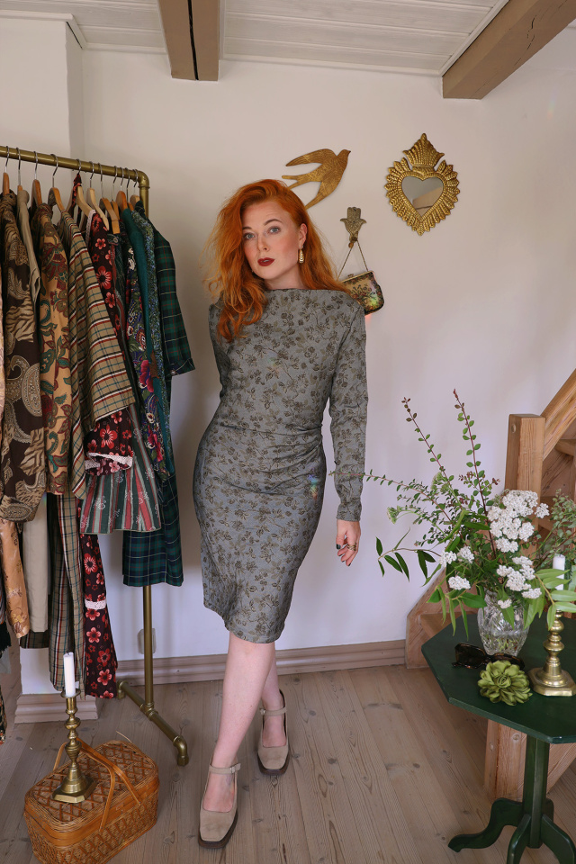 Floral Blue Thick Brocade Vintage Dress | S