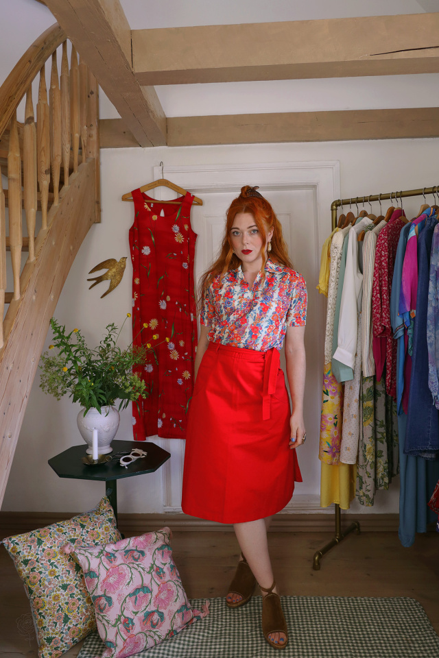 Thick Red Cotton Skirt &amp; Funky Top | S