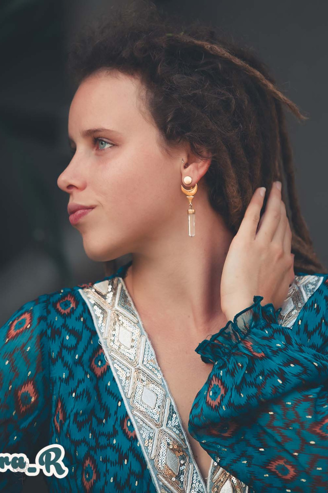 Touch The Moon | Earrings 