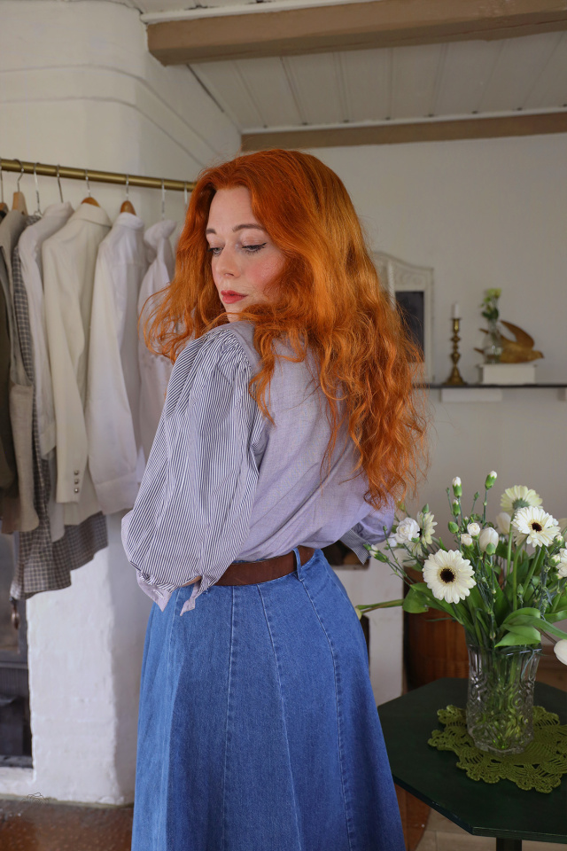 Two Shaded Blue Vintage Top | M/L