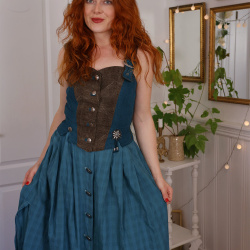 Upcycled Turquoise Vintage Skirt | XS