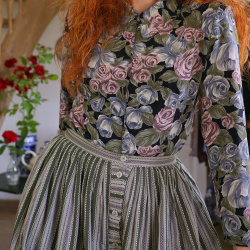 Rosey Earthy Vintage Blouse | XS/S