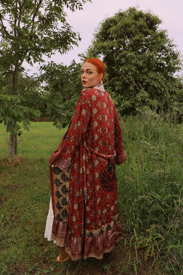 Warm Red Golden Recycled Kimono | M/L