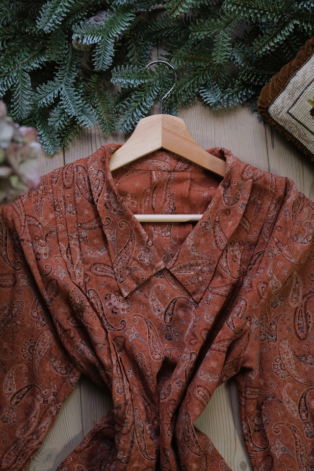 Warm Orange Paisley Vintage Blouse | M