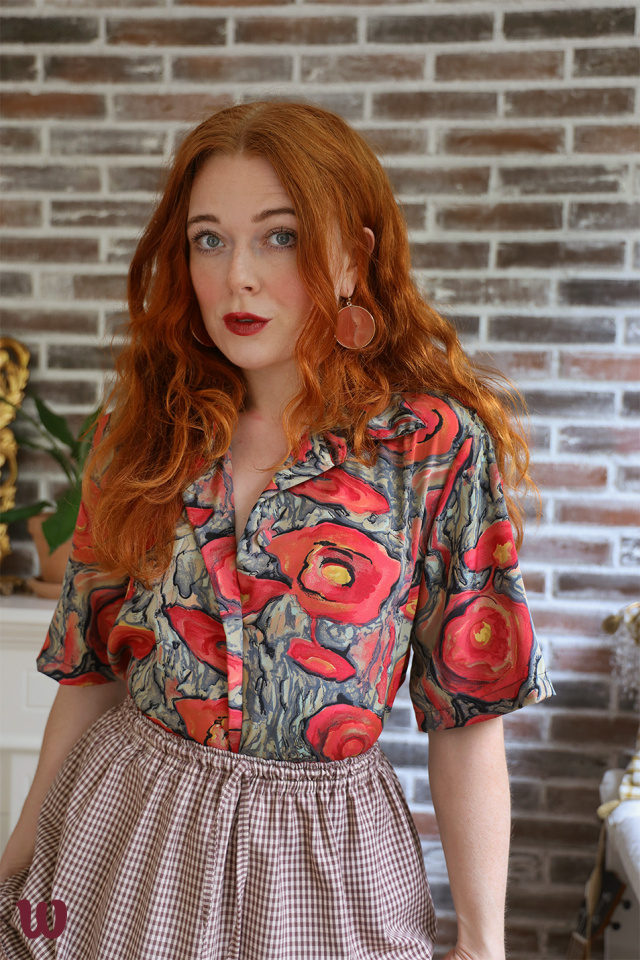 Red Watercolour Floral Vintage Top | L